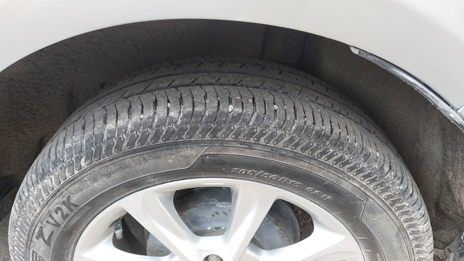 Used 2018 Ford EcoSport Titanium 1.5L Ti-VCT Petrol Manual tyres LEFT REAR TYRE TREAD VIEW