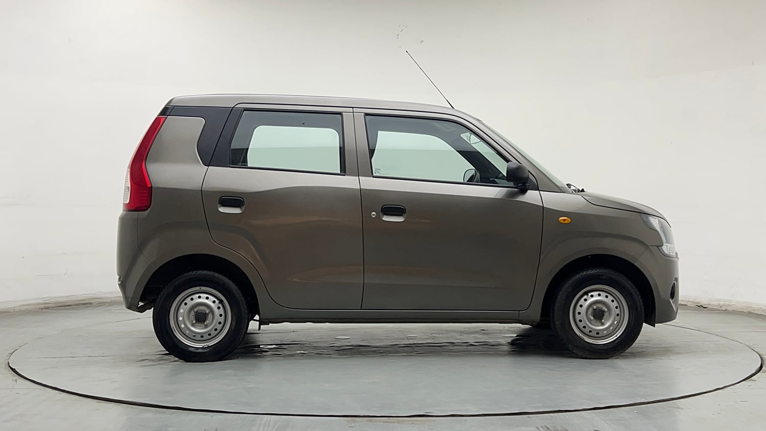 Used 2025 Maruti Suzuki Wagon R LXI 1.0 CNG Cng Manual exterior RIGHT SIDE VIEW