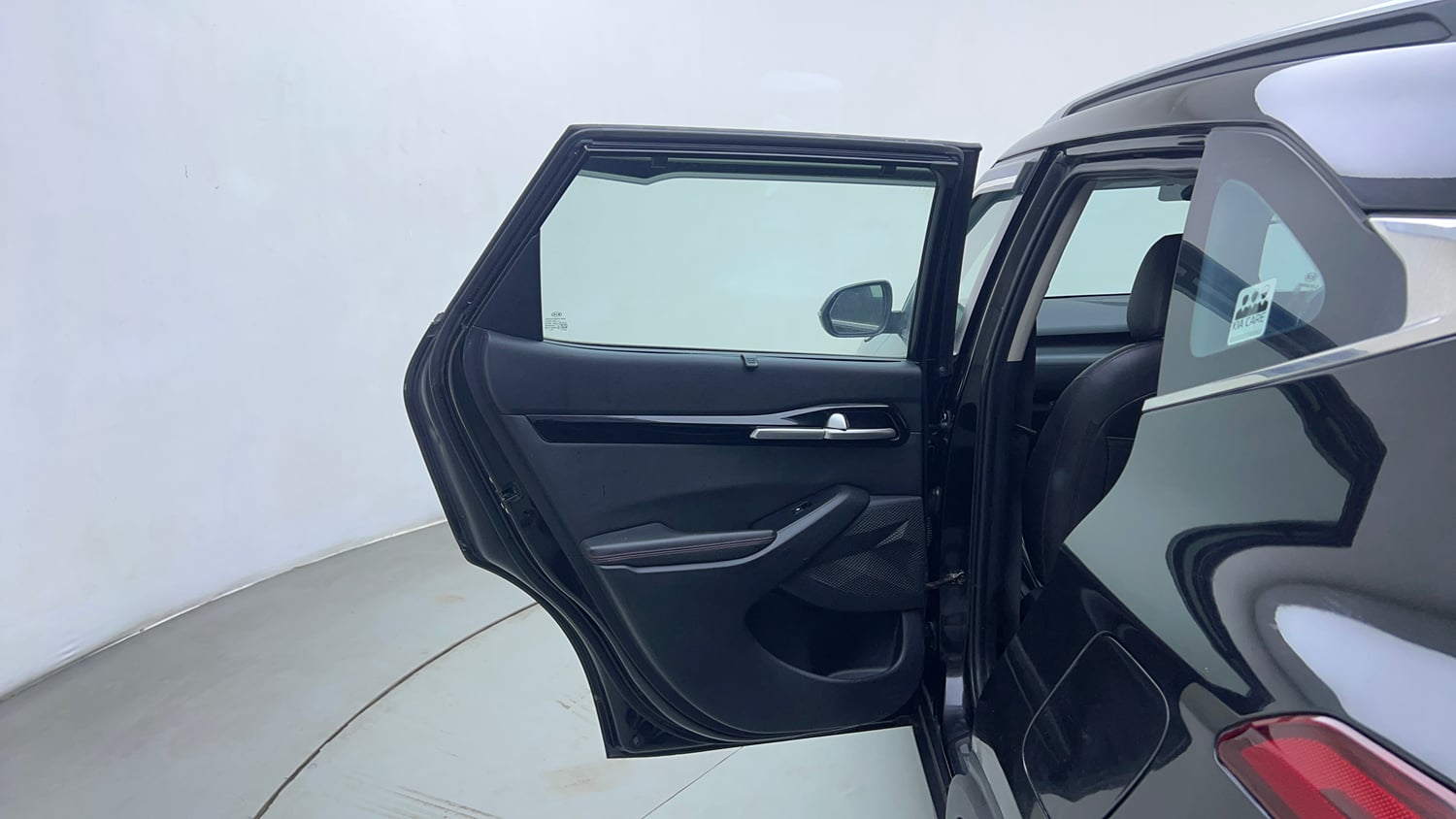 Used 2020 kia Seltos GTX DCT 1.4 Petrol Automatic interior LEFT REAR DOOR OPEN VIEW