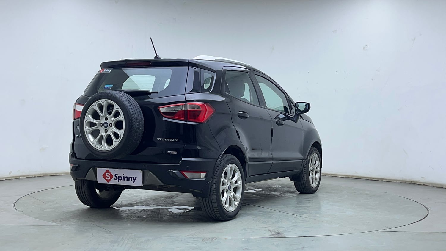 Used 2018 Ford EcoSport Titanium 1.5L TDCi Diesel Manual exterior RIGHT REAR CORNER VIEW