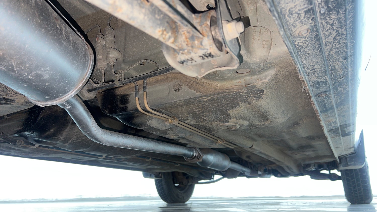 Used 2017 Maruti Suzuki Alto 800 VXi Petrol Manual extra REAR RIGHT UNDERBODY VIEW