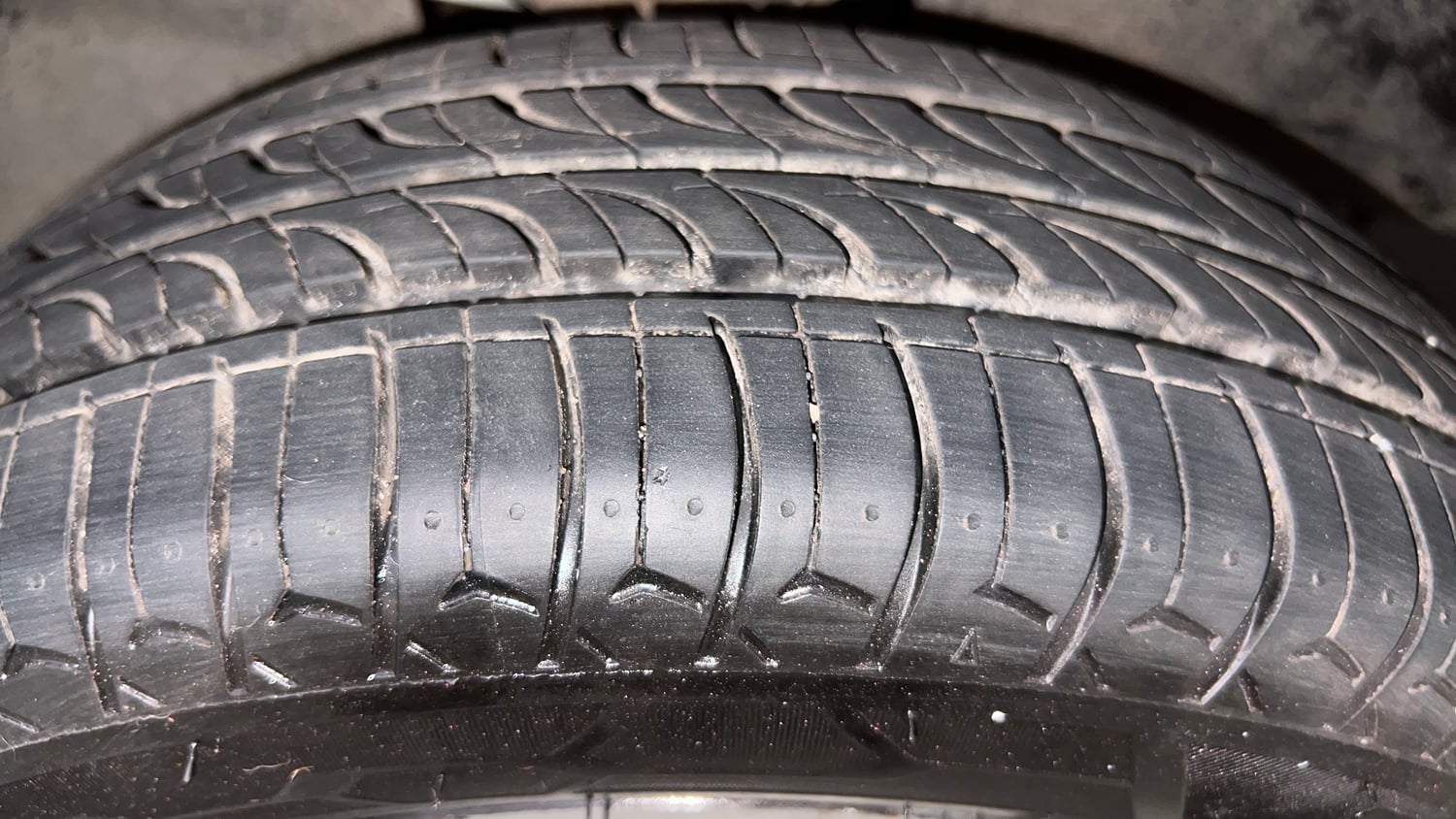 Used 2013 Tata Nano CX Petrol Manual tyres RIGHT REAR TYRE TREAD VIEW