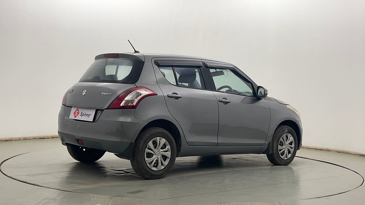 Used 2015 Maruti Suzuki Swift VXi Petrol Manual exterior RIGHT REAR CORNER VIEW