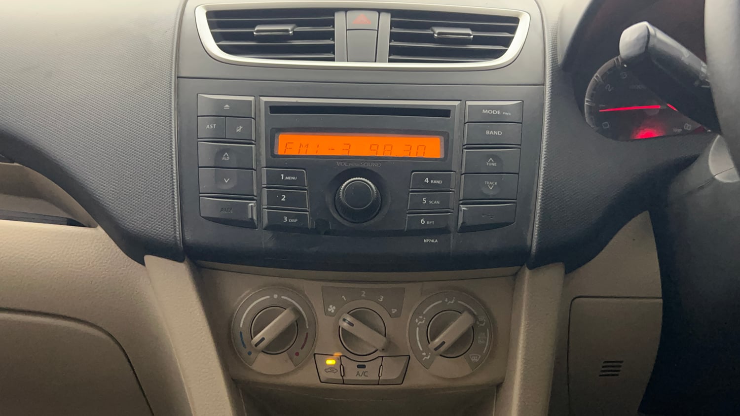 Used 2012 Maruti Suzuki Swift Dzire VXI Petrol Manual top_features Integrated (in-dash) music system