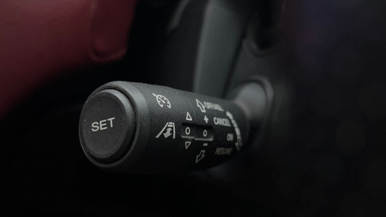 Used 2022 MG Motors Astor Savvy 1.3 Turbo AT S Red Petrol Automatic top_features Cruise control