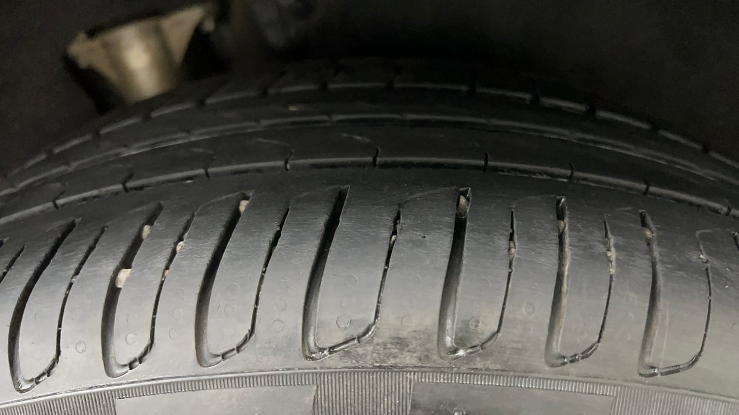 Used 2024 Mercedes-Benz GLC 220d 4MATIC Diesel Automatic tyres RIGHT REAR TYRE TREAD VIEW