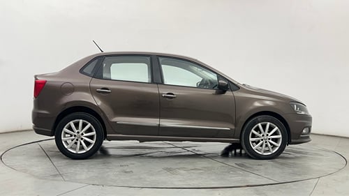 Used 2017 Volkswagen Ameo Highline Plus 1.5L AT (D)16 Alloy Diesel Automatic exterior RIGHT SIDE VIEW