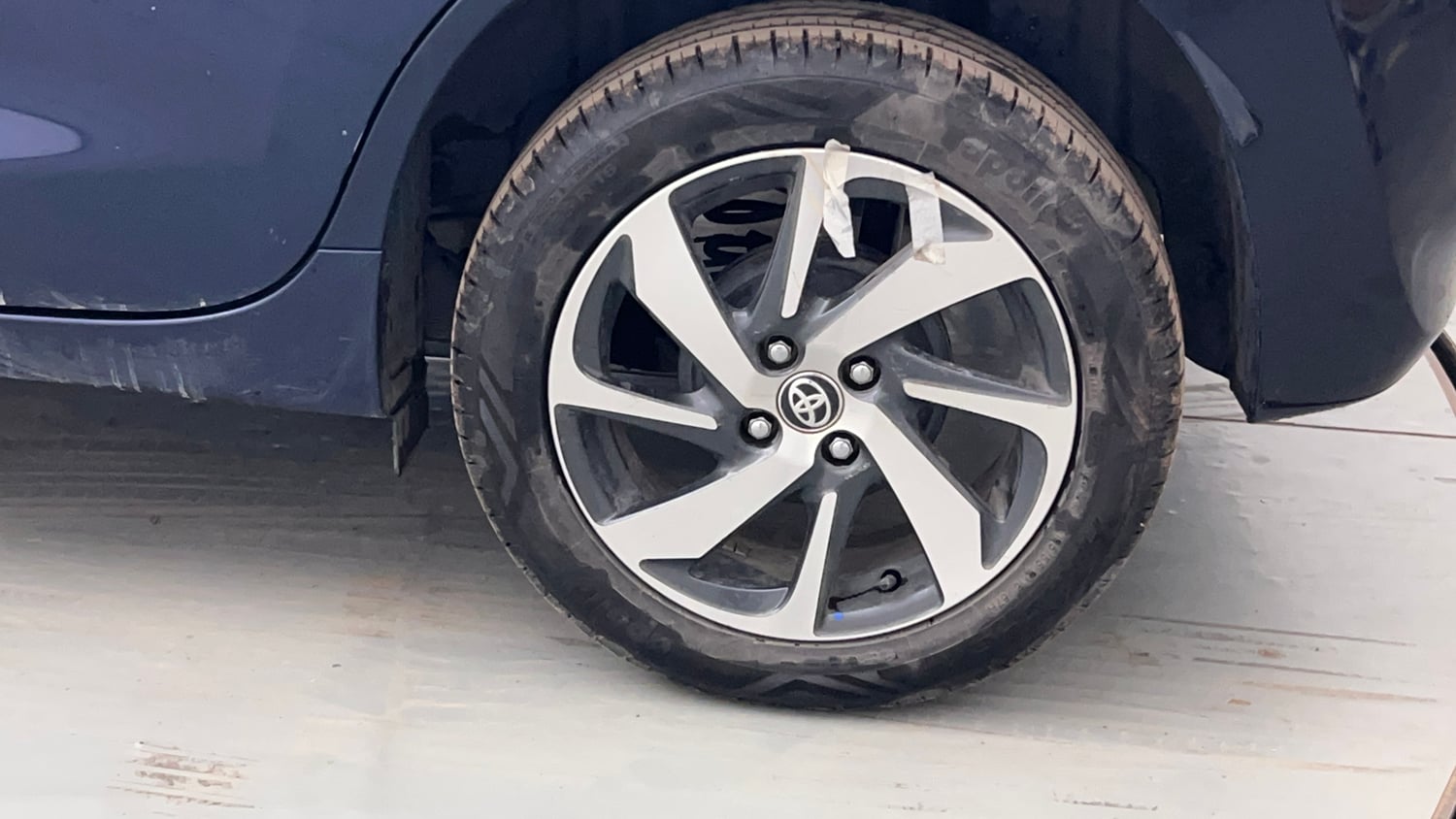 Used 2025 Toyota Glanza V AMT Petrol Automatic tyres LEFT REAR TYRE RIM VIEW