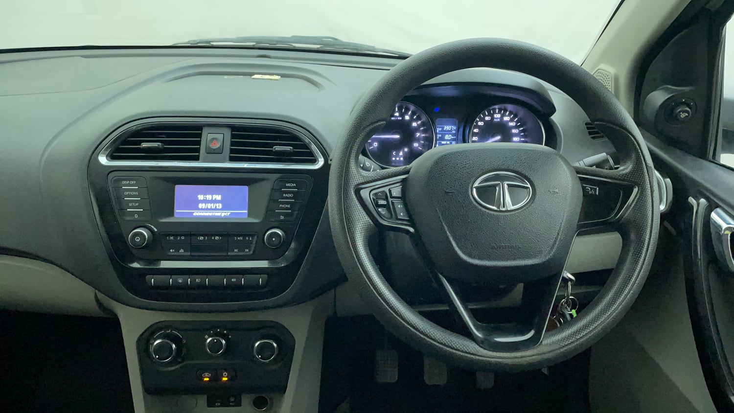 Used 2018 Tata Tiago Revotron XZ Petrol Manual interior STEERING VIEW