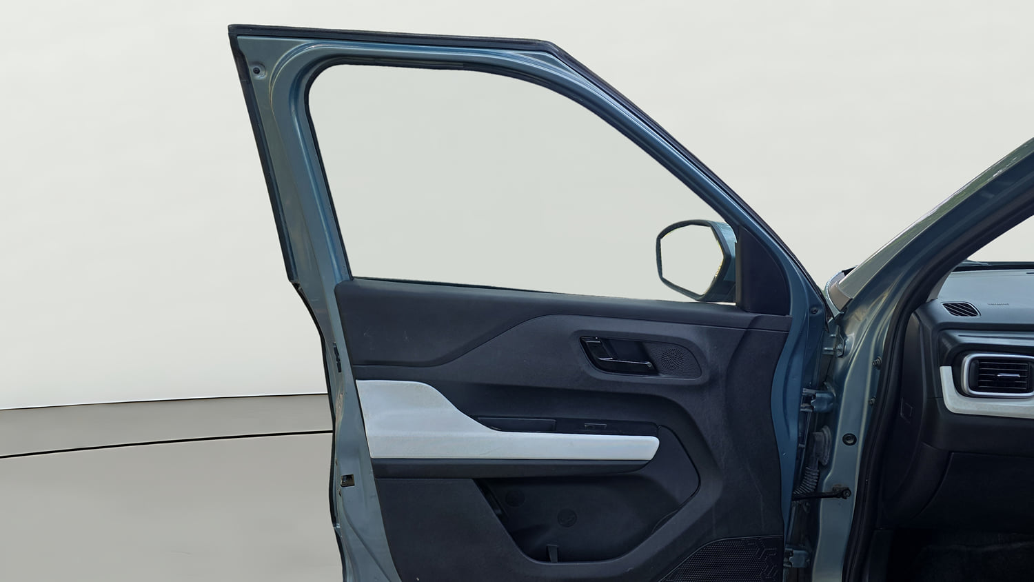 Used 2023 Tata Punch Accomplished MT Petrol Manual interior LEFT FRONT DOOR OPEN VIEW