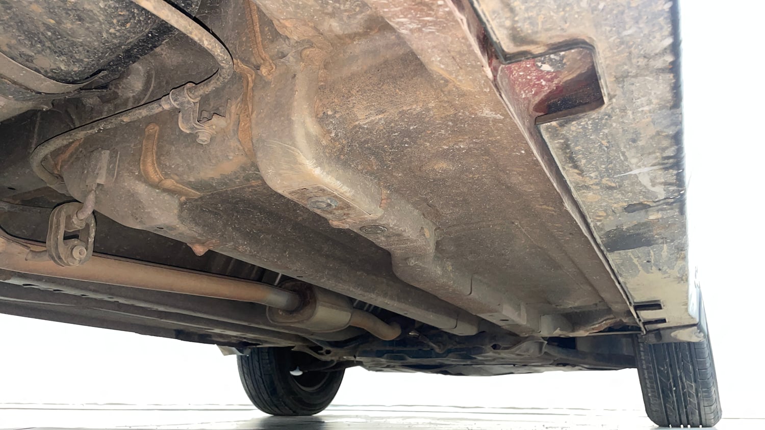 Used 2017 Hyundai Creta E Plus 1.6 Petrol Petrol Manual extra REAR RIGHT UNDERBODY VIEW