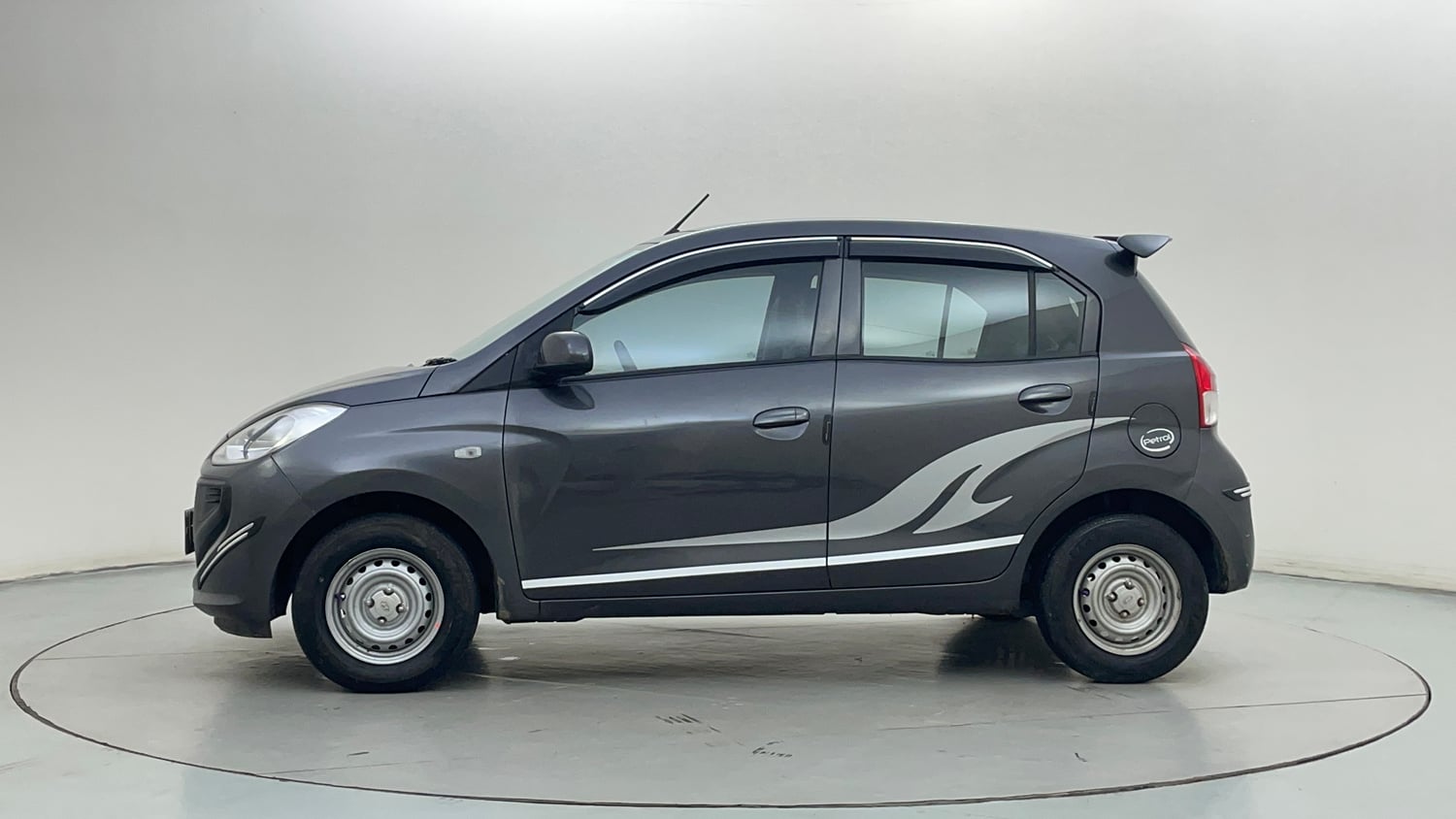 Used 2021 Hyundai Santro Magna Petrol Manual exterior LEFT SIDE VIEW