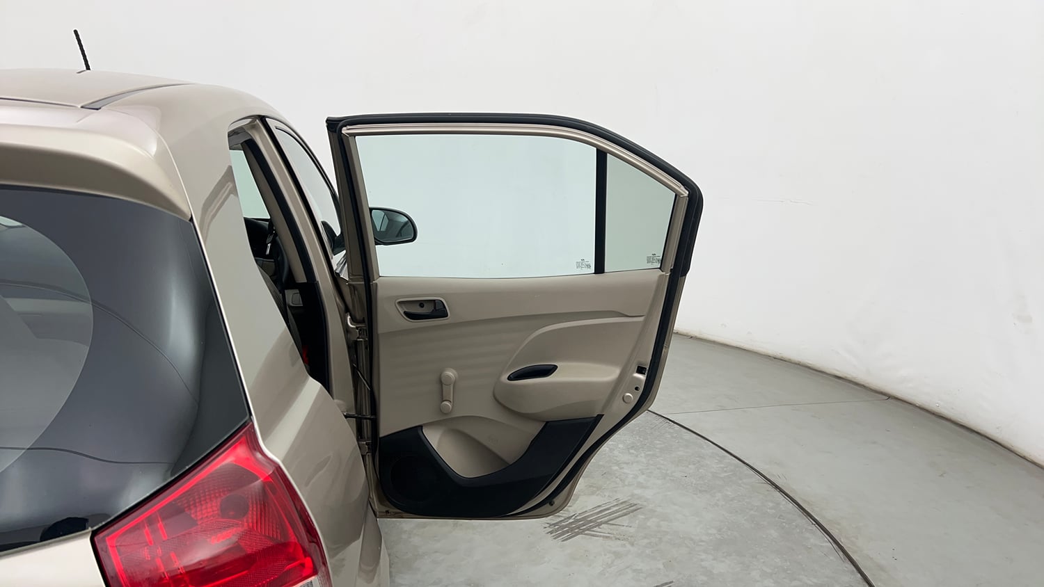 Used 2019 Hyundai Santro Era Executive Petrol Manual interior RIGHT REAR DOOR OPEN VIEW