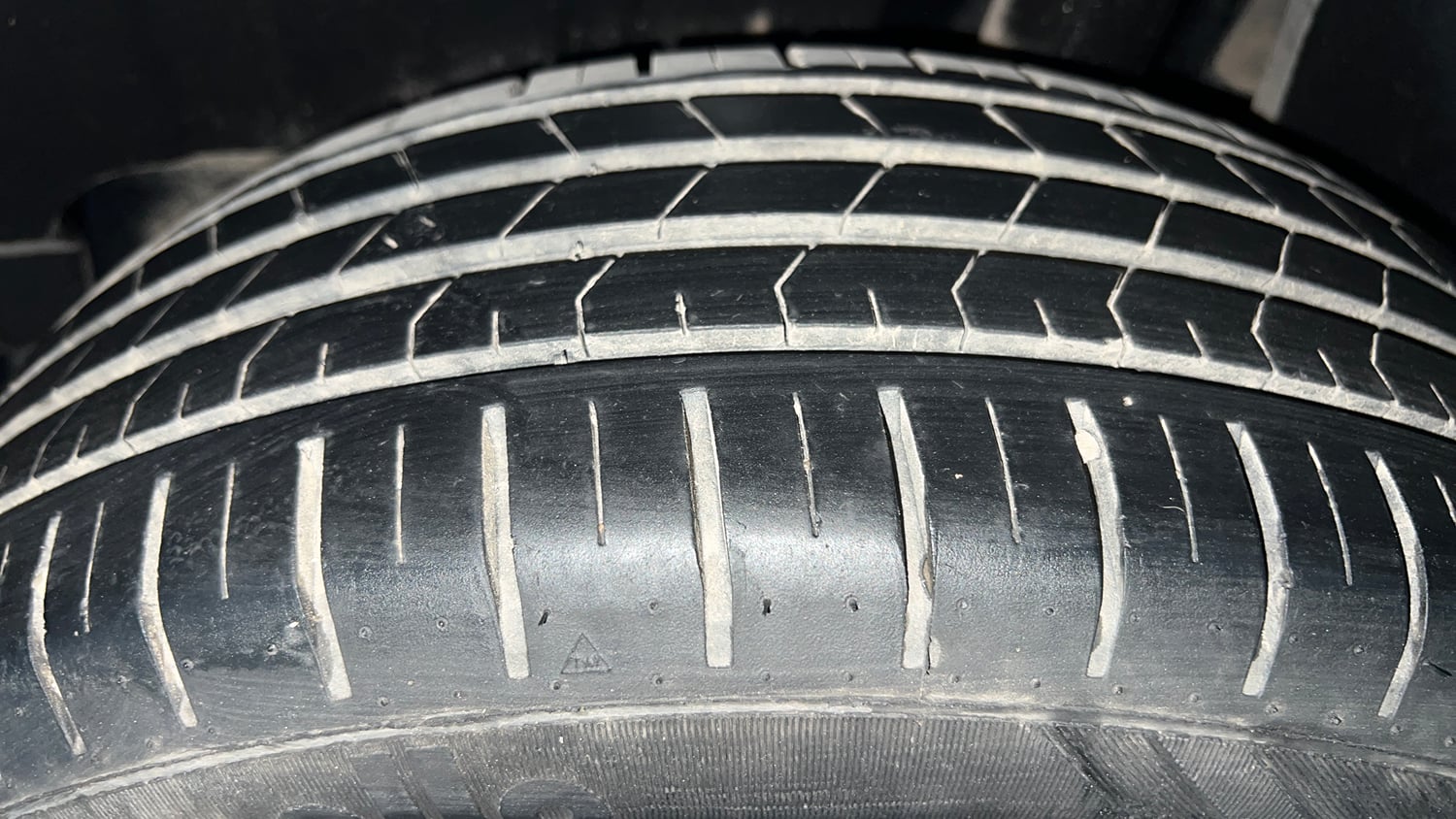 Used 2024 Maruti Suzuki Baleno Zeta MT Petrol Manual tyres LEFT REAR TYRE TREAD VIEW
