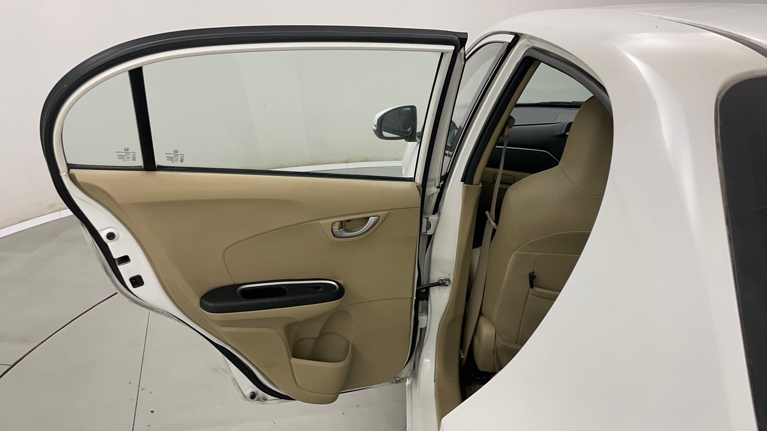 Used 2017 Honda Amaze 1.2 SX i-VTEC Petrol Manual interior LEFT REAR DOOR OPEN VIEW