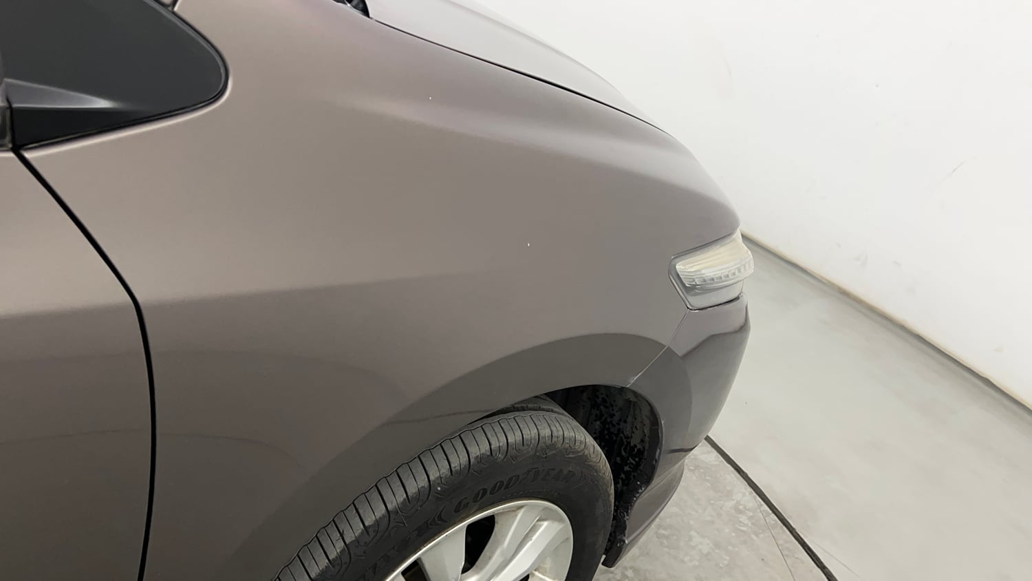 Used 2012 Honda City 1.5 V MT Petrol Manual dents MINOR SCRATCH