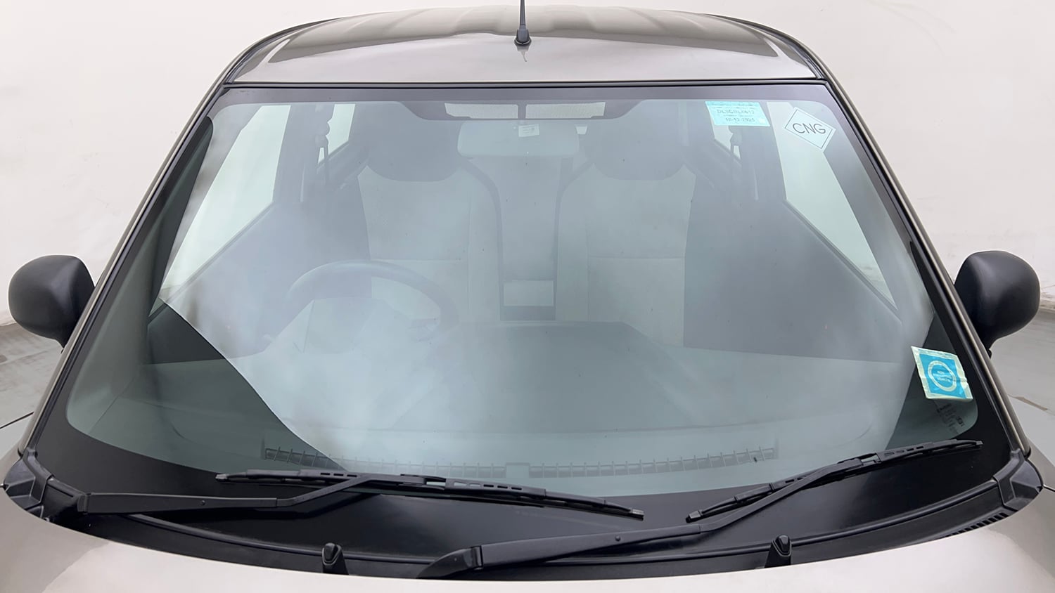 Used 2025 Maruti Suzuki Wagon R LXI 1.0 CNG Cng Manual exterior FRONT WINDSHIELD VIEW