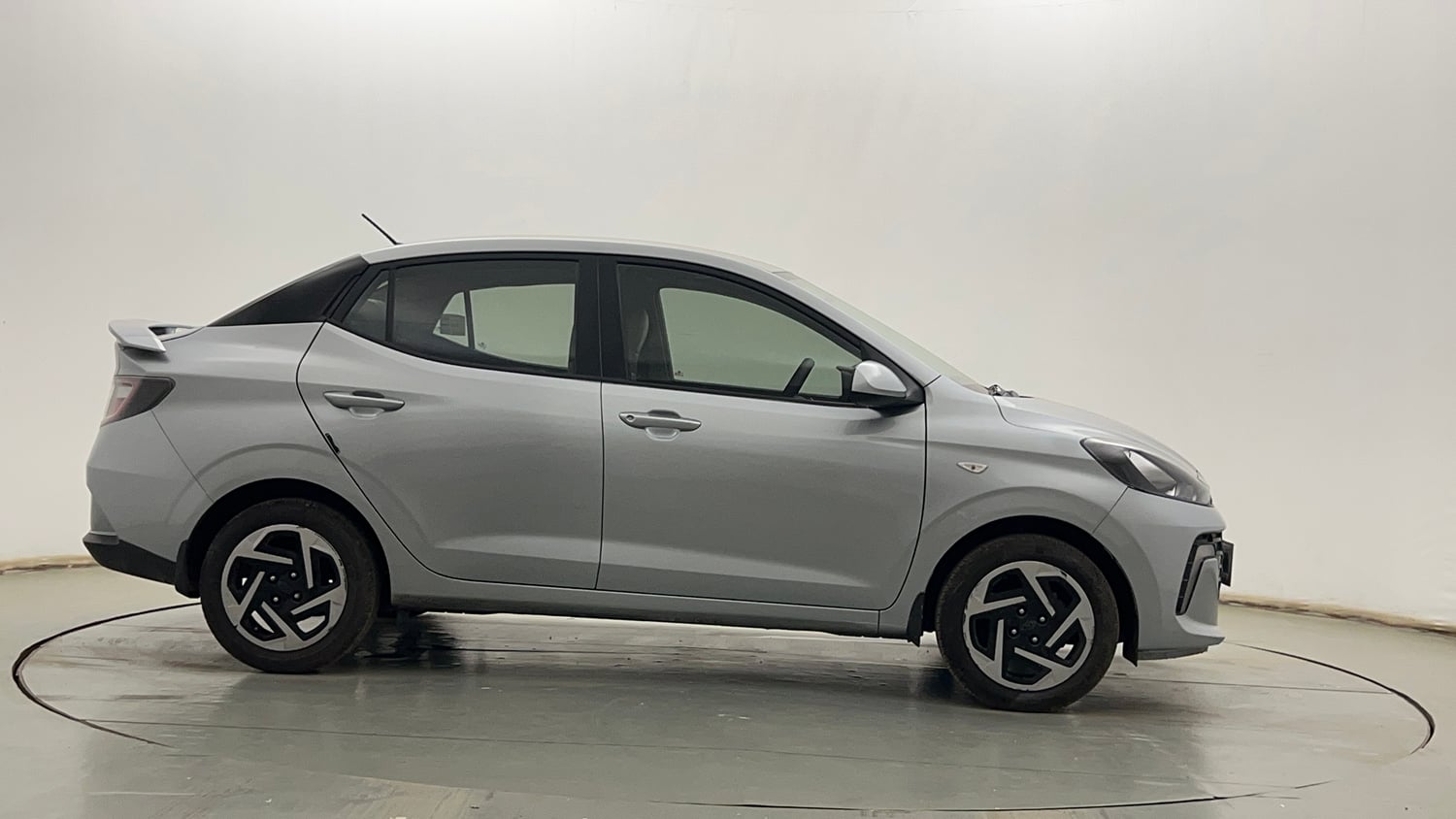Used 2023 Hyundai Aura S 1.2 Petrol Petrol Manual exterior RIGHT SIDE VIEW