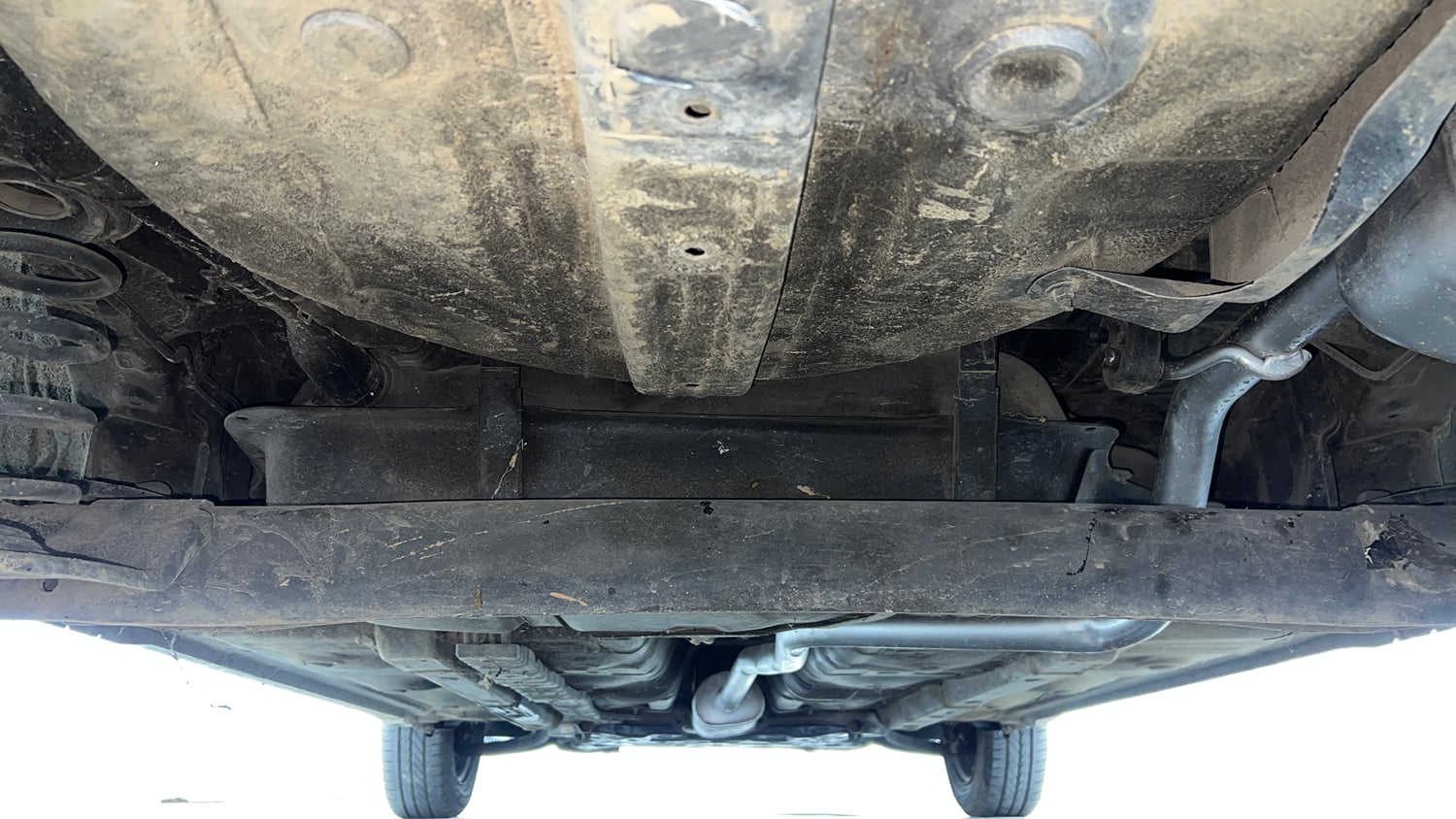 Used 2013 Hyundai Grand i10 Magna 1.2 Kappa VTVT Petrol Manual extra REAR UNDERBODY VIEW (TAKEN FROM REAR)