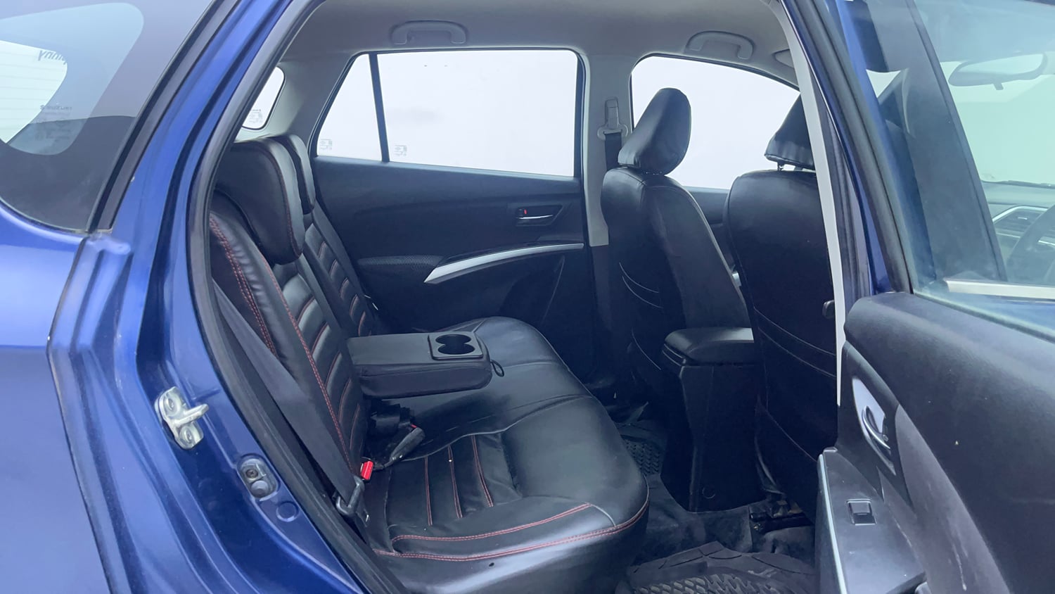 Used 2018 Maruti Suzuki S-Cross Zeta 1.3 Diesel Manual interior RIGHT SIDE REAR DOOR CABIN VIEW