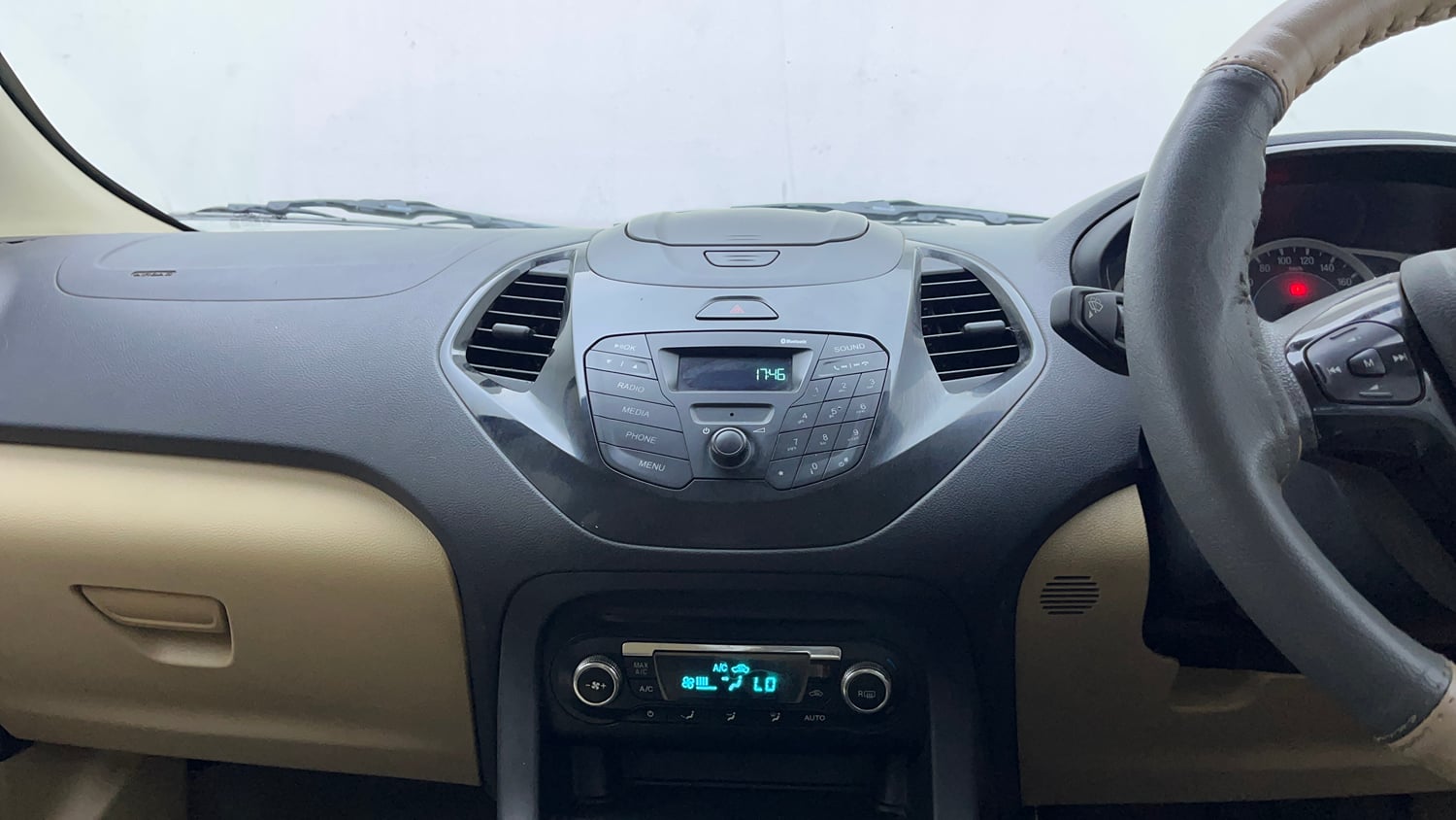 Used 2017 Ford Figo Aspire Titanium 1.2 Ti-VCT Petrol Manual interior MUSIC SYSTEM & AC CONTROL VIEW