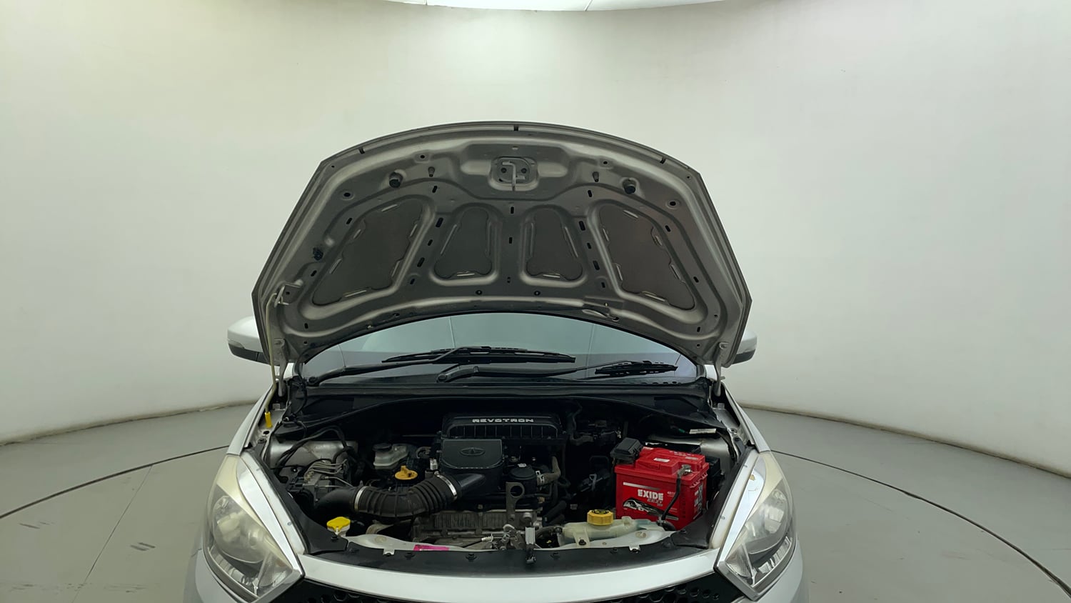 Used 2018 Tata Tiago Revotron XZ Petrol Manual engine ENGINE & BONNET OPEN FRONT VIEW