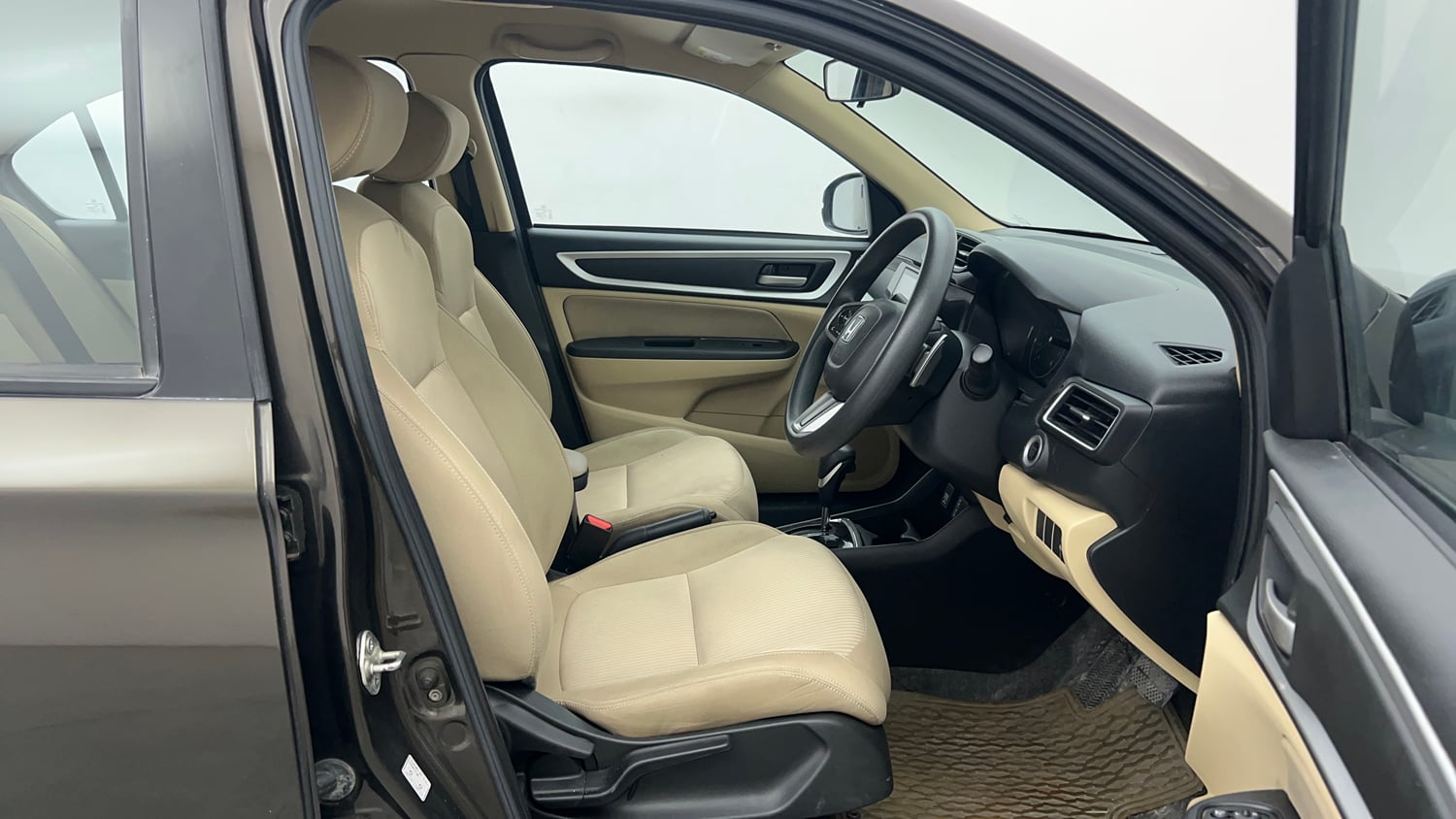 Used 2023 Honda Amaze VX 1.2 Petrol CVT Petrol Automatic interior RIGHT SIDE FRONT DOOR CABIN VIEW
