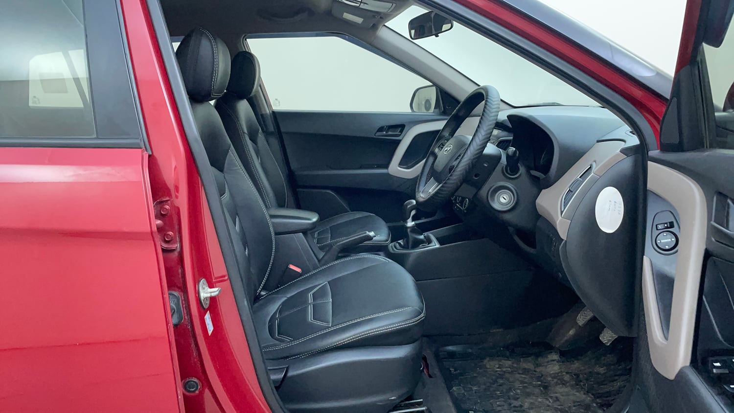 Used 2017 Hyundai Creta E Plus 1.6 Petrol Petrol Manual interior RIGHT SIDE FRONT DOOR CABIN VIEW