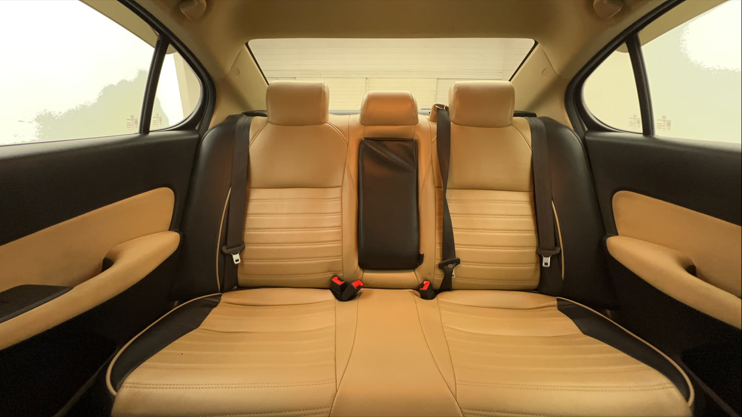Used 2023 Honda City VX Petrol MT Petrol Manual interior REAR SEAT CONDITION VIEW