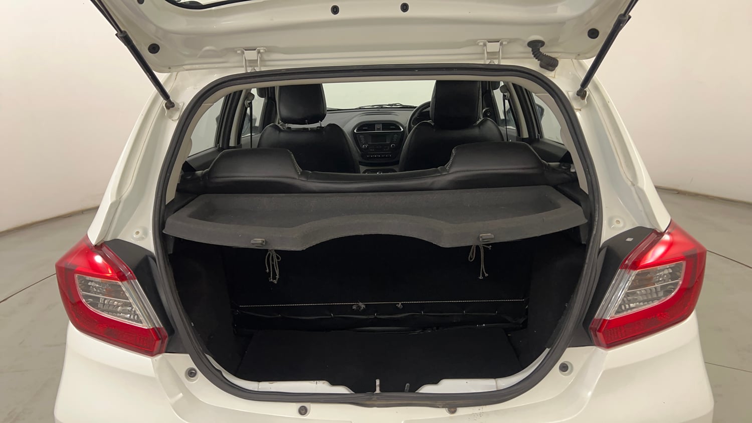 Used 2018 Tata Tiago Revotron XZ Petrol Manual interior DICKY INSIDE VIEW