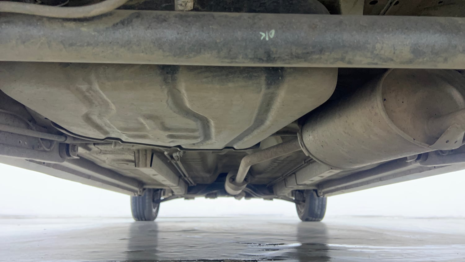 Used 2018 Maruti Suzuki Wagon R VXI+ (O) Petrol Manual extra REAR UNDERBODY VIEW (TAKEN FROM REAR)