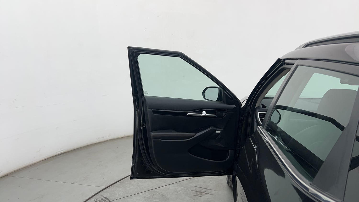 Used 2021 Kia Seltos GTX Plus 1.4 DCT Petrol Automatic interior LEFT FRONT DOOR OPEN VIEW