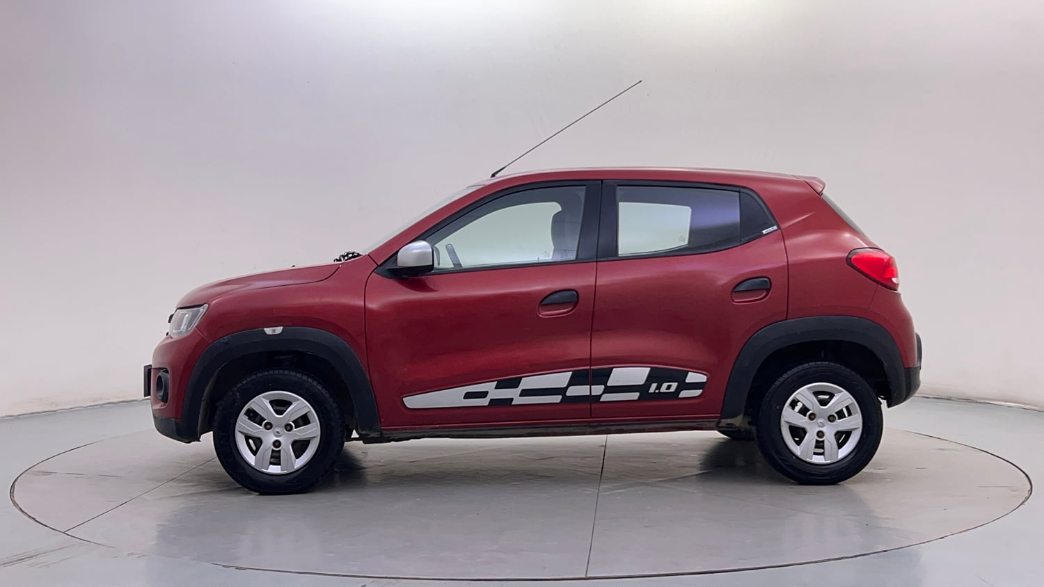 Used 2017 Renault Kwid 1.0 RXT AMT Petrol Automatic exterior LEFT SIDE VIEW