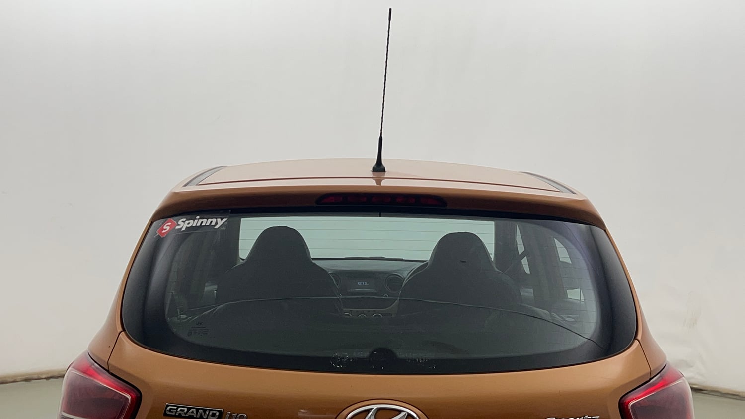 Used 2017 Hyundai Grand i10 Sportz 1.2 Kappa VTVT Petrol Manual exterior BACK WINDSHIELD VIEW
