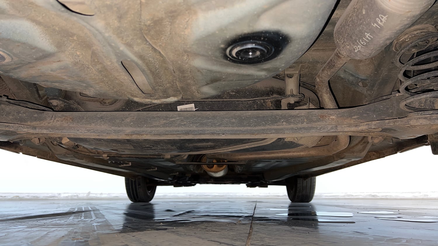 Used 2016 Maruti Suzuki Baleno Delta 1.2 Petrol Manual extra REAR UNDERBODY VIEW (TAKEN FROM REAR)