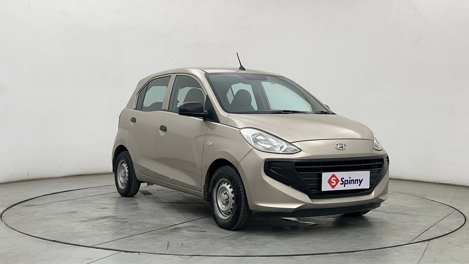 Used 2019 Hyundai Santro Era Executive Petrol Manual exterior RIGHT FRONT CORNER VIEW