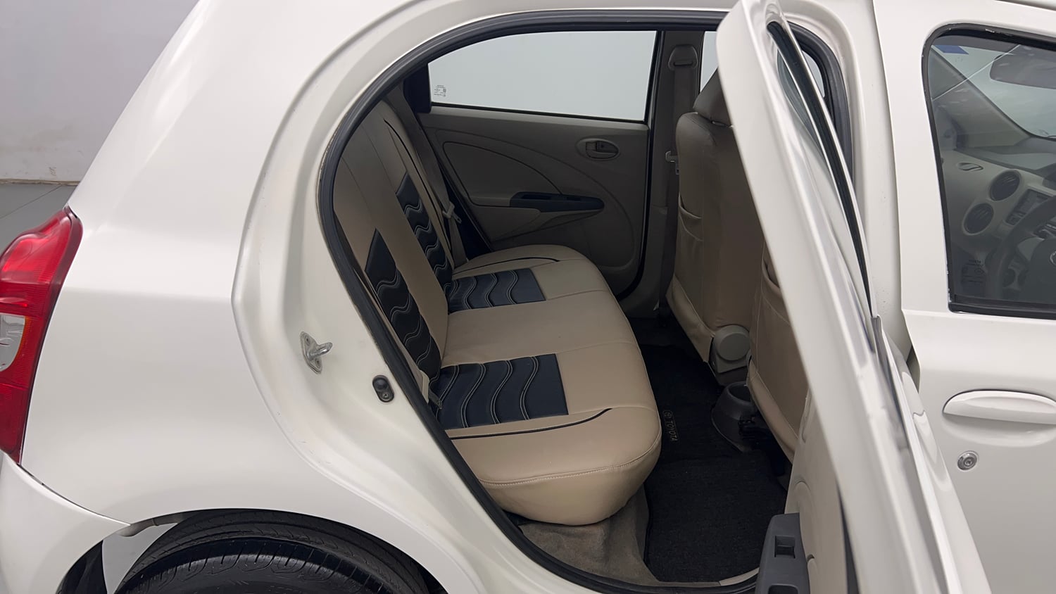 Used 2015 Toyota Etios Liva G Petrol Manual interior RIGHT SIDE REAR DOOR CABIN VIEW