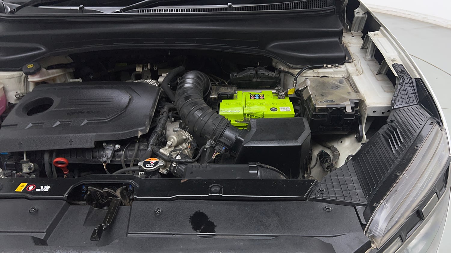 Used 2022 Hyundai Alcazar Signature (O) 6 STR 1.5 Diesel AT Diesel Automatic engine ENGINE LEFT SIDE VIEW