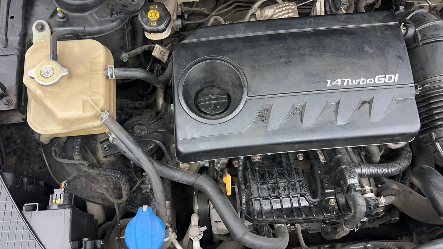Used 2021 Kia Seltos GTX Plus 1.4 DCT Petrol Automatic engine ENGINE RIGHT SIDE VIEW