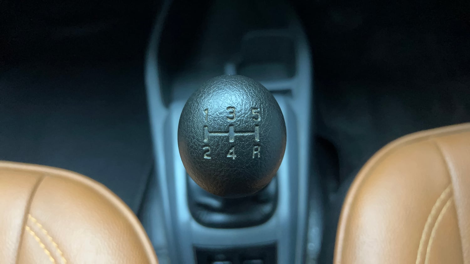 Used 2014 Maruti Suzuki Alto 800 Lxi Petrol Manual interior GEAR  KNOB VIEW