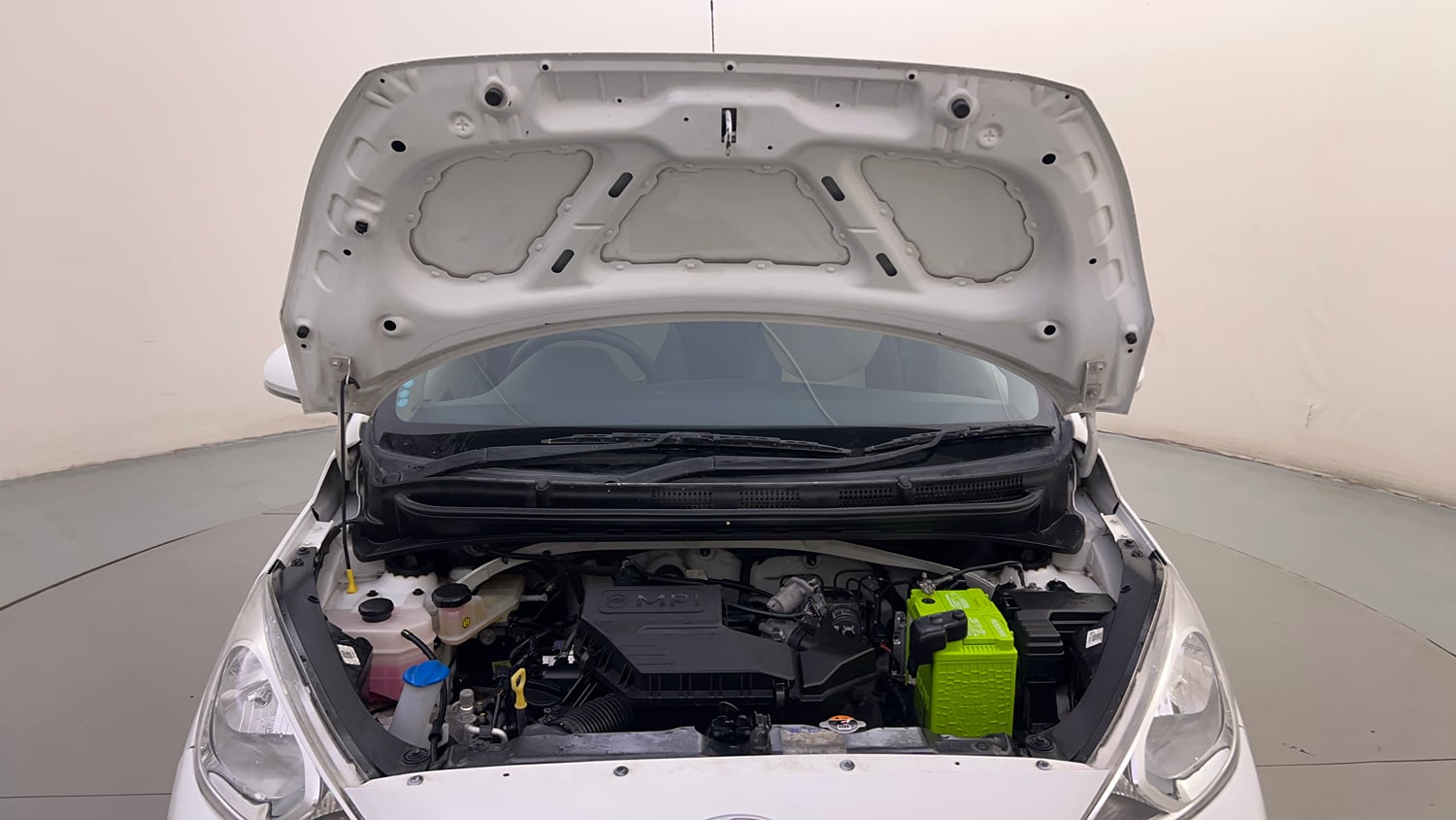 Used 2022 Hyundai Santro Sportz Petrol Manual engine ENGINE & BONNET OPEN FRONT VIEW