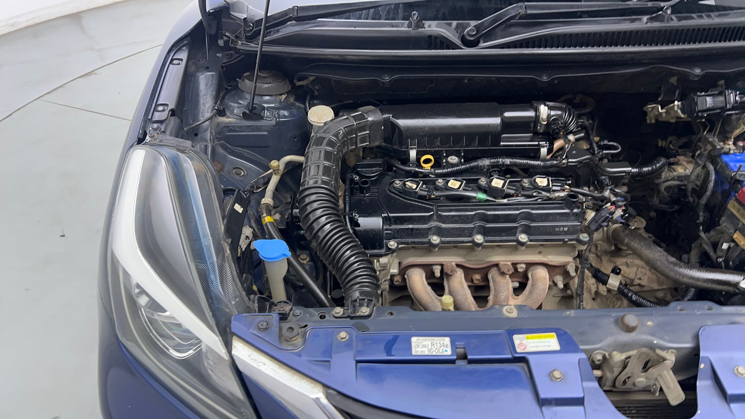 Used 2019 Maruti Suzuki Baleno Zeta 1.2 Petrol Manual engine ENGINE RIGHT SIDE VIEW