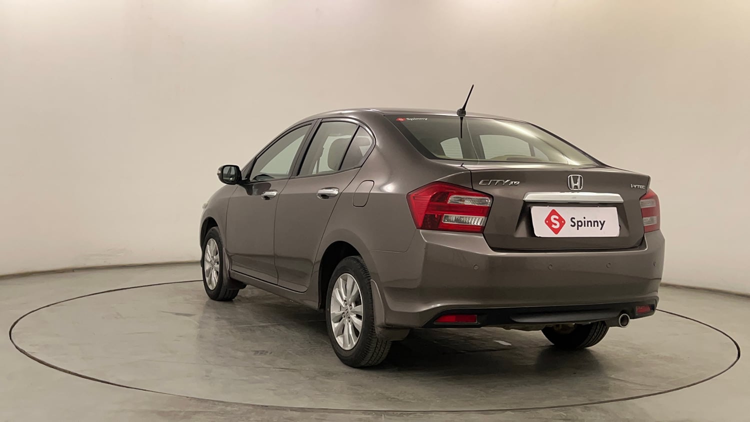 Used 2012 Honda City 1.5 V MT Petrol Manual exterior LEFT REAR CORNER VIEW