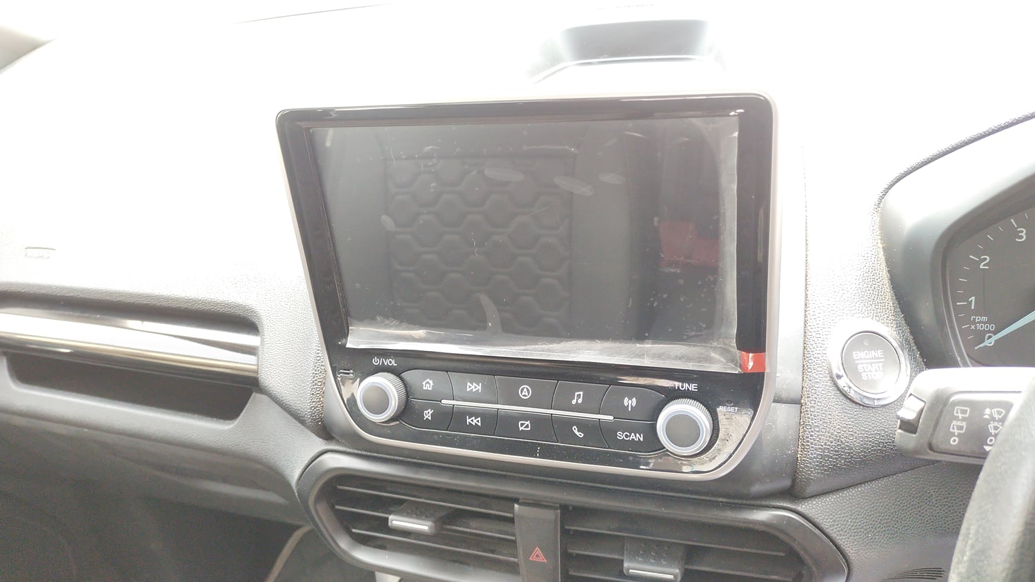 Used 2018 Ford EcoSport Titanium 1.5L Ti-VCT Petrol Manual top_features Touch screen infotainment system