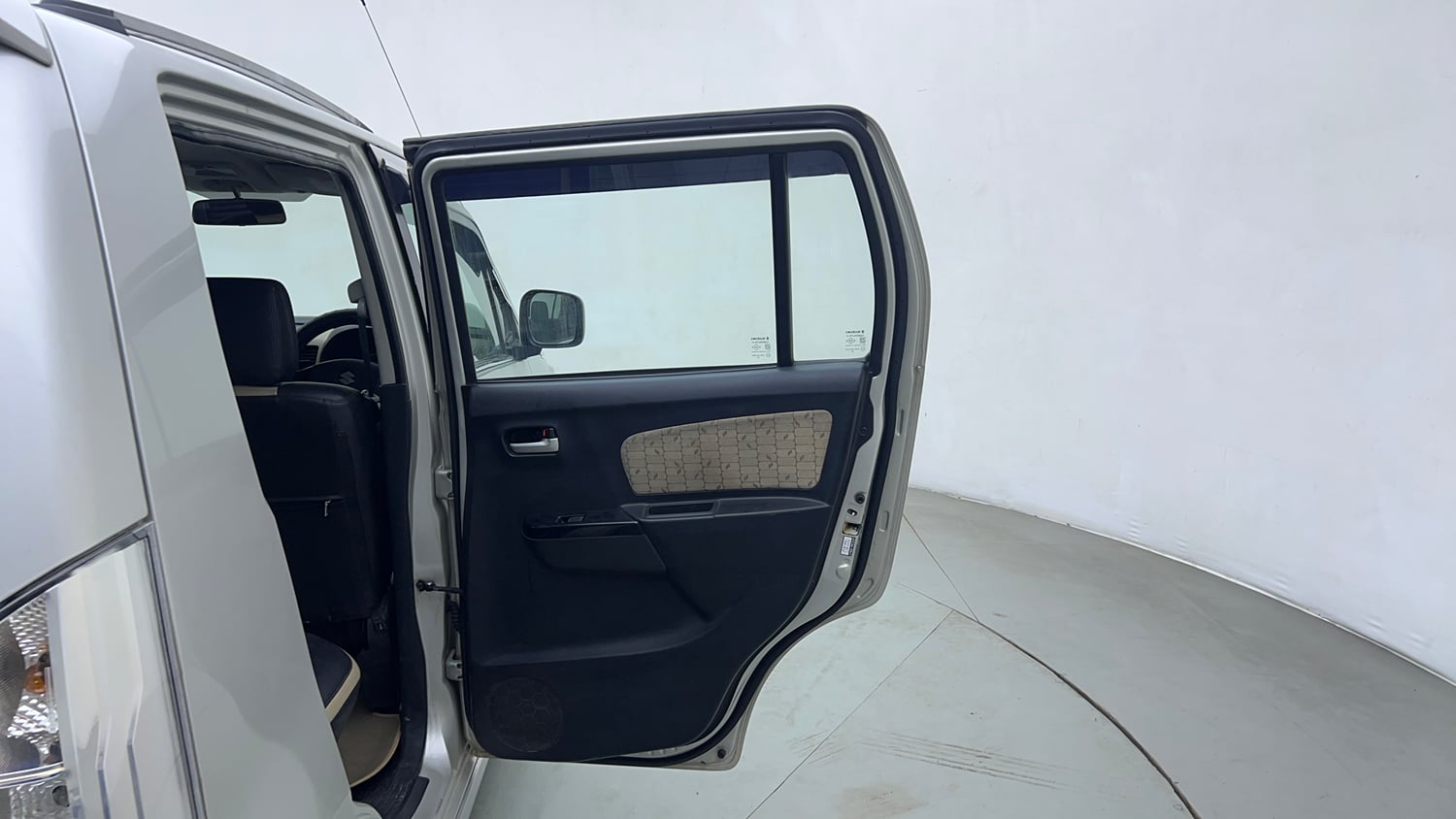 Used 2018 Maruti Suzuki Wagon R VXI+ (O) Petrol Manual interior RIGHT REAR DOOR OPEN VIEW