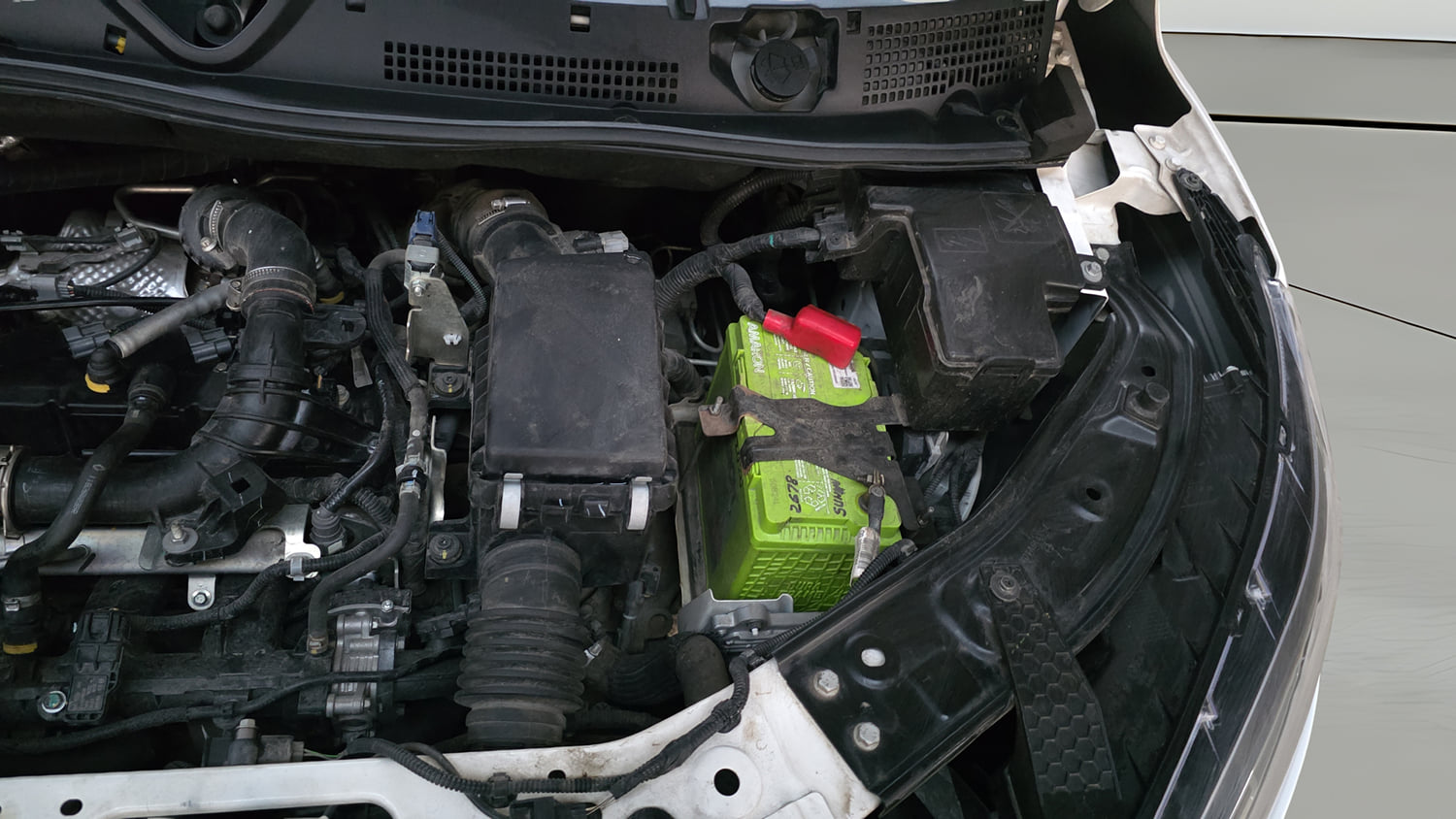 Used 2022 Nissan Magnite XV Premium Turbo CVT Petrol Automatic engine ENGINE LEFT SIDE VIEW