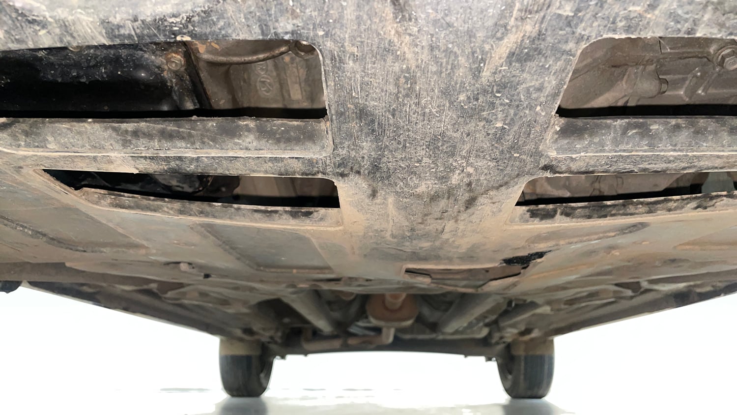 Used 2017 Hyundai Creta E Plus 1.6 Petrol Petrol Manual extra FRONT LEFT UNDERBODY VIEW