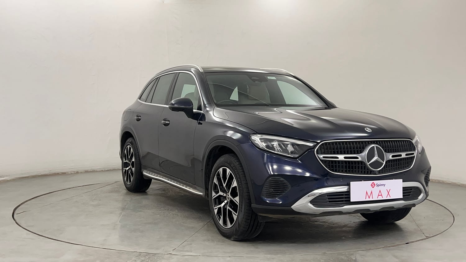 Used 2024 Mercedes-Benz GLC 220d 4MATIC Diesel Automatic exterior RIGHT FRONT CORNER VIEW