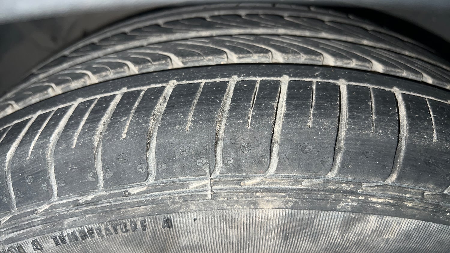 Used 2019 Ford Freestyle Titanium Plus 1.2 Ti-VCT Petrol Manual tyres LEFT FRONT TYRE TREAD VIEW