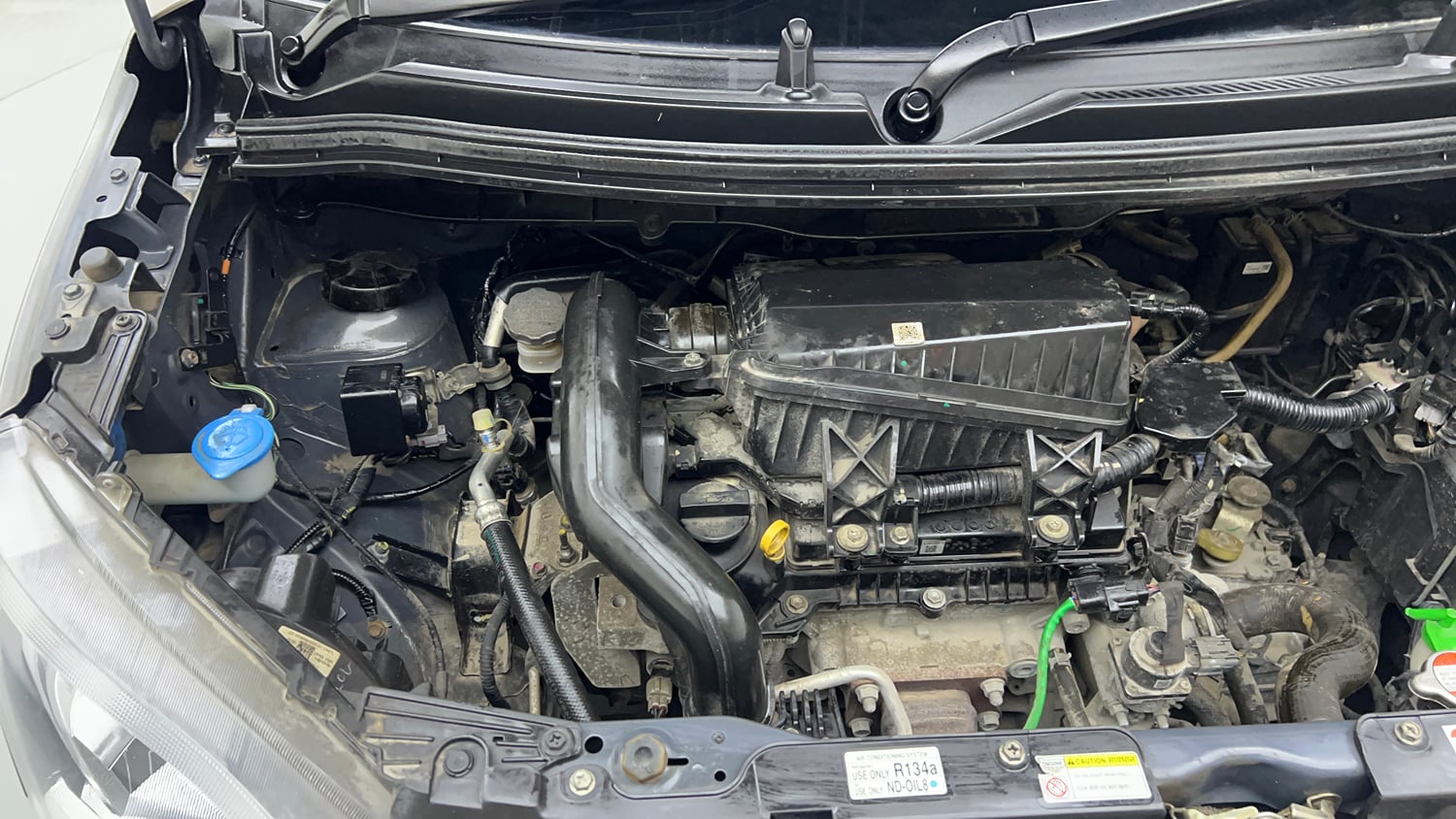 Used 2022 Maruti Suzuki Wagon R VXI 1.0 Petrol Manual engine ENGINE RIGHT SIDE VIEW